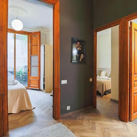 Avinyo 2 Gotic - Spacious Loft In Gothic Quarter!