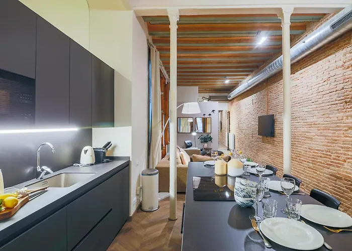 Apartamento Avinyo 2 Gotic - Spacious Loft In Gothic Quarter!